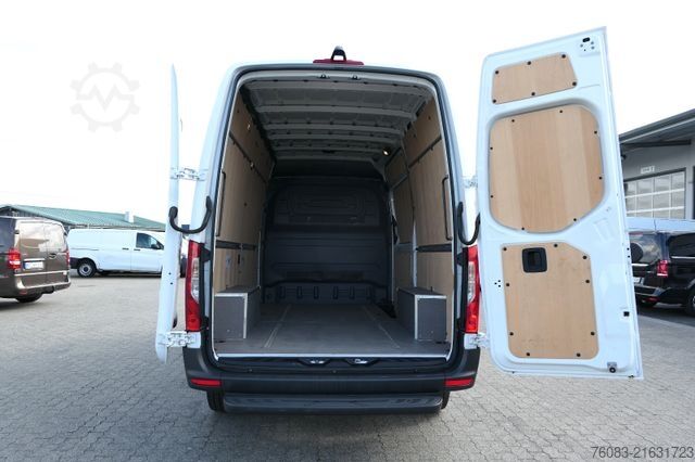 High top van MERCEDES-BENZ Sprinter 317 CDI L2H2 Klima Navi 9G-Tronik MOPF