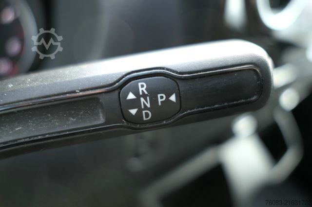 High top van MERCEDES-BENZ Sprinter 317 CDI L2H2 Klima Navi 9G-Tronik MOPF
