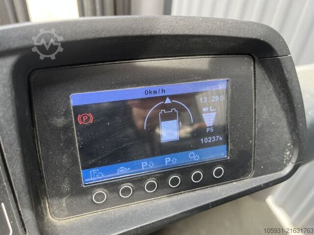 Electric 3-wheel forklift Jungheinrich EFG216