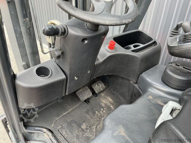 Elektro 4 Rad-Stapler Linde E16PH-02