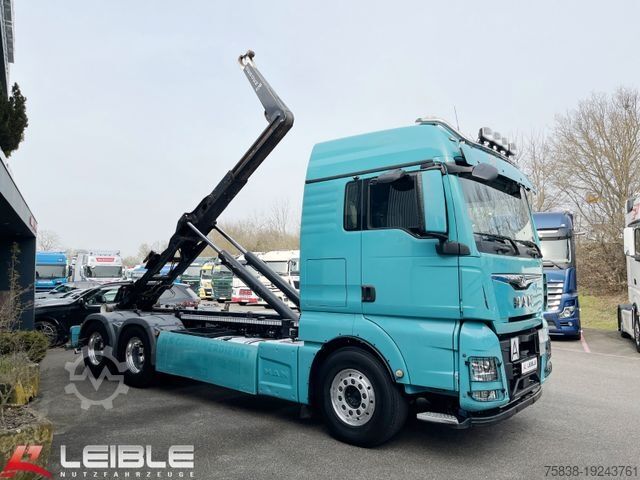 Abrollkipper MAN TGX 28.500 6x2-2 BL*Gergen 21/65*Ladekranvorb.