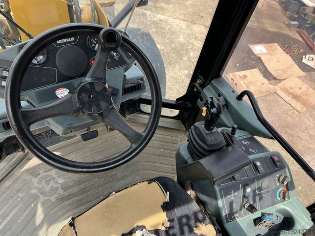 Wheel loader CATERPILLAR 908 Radlader 2xSchaufel Gabel