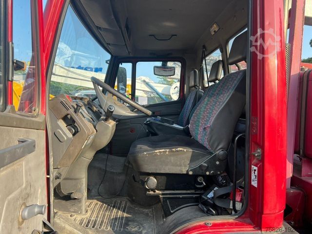 Truck-mounted crane van MERCEDES-BENZ 814 Dachdeckerkran Böcker AK 32/1200*Arbeitskorb