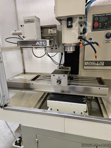 All-terrain forklift TORMACH USA FRESADORA1100