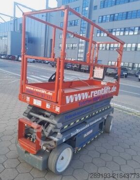 Scissor lift Skyjack SJ III 3220 Elektro 8,10 m