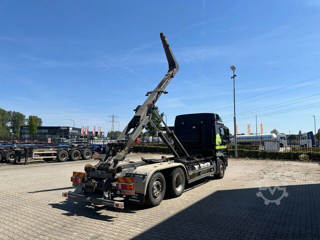 Hook arm Mercedes-Benz Actros 2646 MP3 ACTROS 2646 V6 6x2 / 3 PEDALS /...