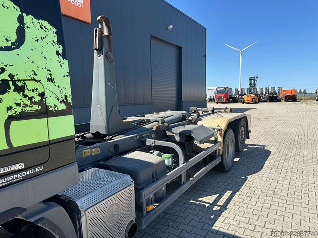 Hook arm Mercedes-Benz Actros 2646 MP3 ACTROS 2646 V6 6x2 / 3 PEDALS /...