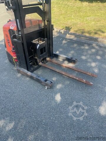 Double stacker BT SPE 125