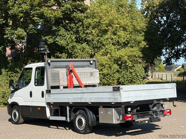 Pick-up van IVECO Daily 35S12 Hpi Doppelkabine Pritsche Ahk Kran