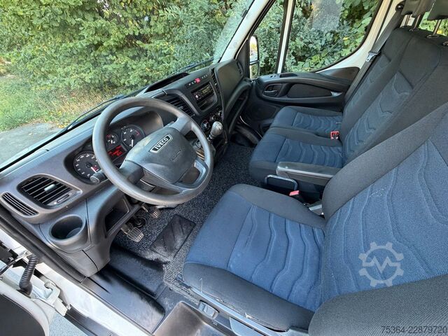 Pick-up van IVECO Daily 35S12 Hpi Doppelkabine Pritsche Ahk Kran