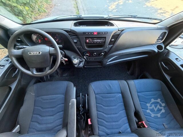 Pick-up van IVECO Daily 35S12 Hpi Doppelkabine Pritsche Ahk Kran