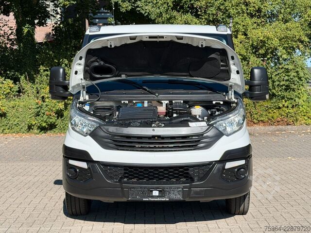 Pick-up van IVECO Daily 35S12 Hpi Doppelkabine Pritsche Ahk Kran