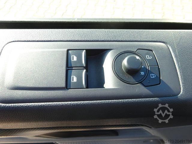 Kastenwagen FORD Transit Custom Kasten 320 L2H1 LKW VA Trend AHK