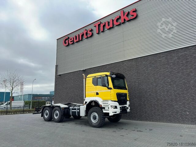 Chassis with cab MAN TGS 33.540 6X6 BB CH HEAVY DUTY CHASSIS CABINE/...
