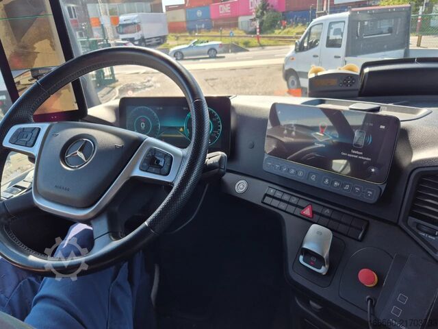 Refrigerated and freezer transport Mercedes-Benz e ACTROS 400 L