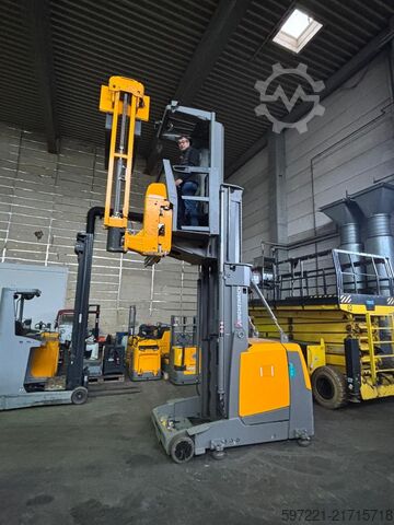 Articulated Trucks / VNA Jungheinrich EKX 410