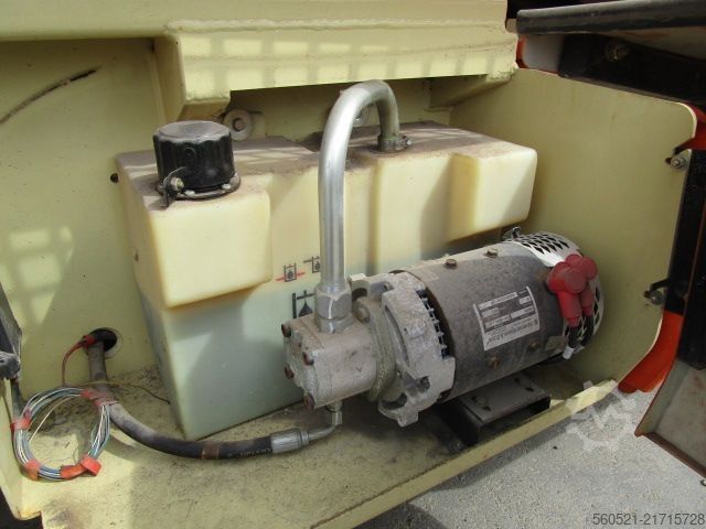 Scissor Lifts JLG M3369 - 4x4 - 10m Plattformhöhe