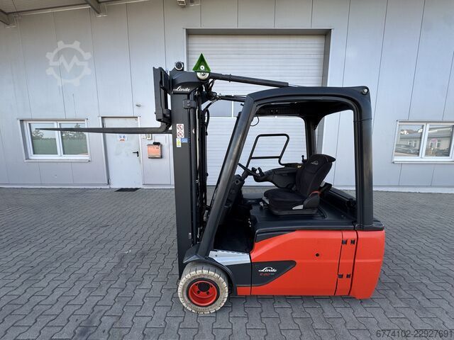 Electric - 3 wheels Linde E20L + Ladegerät NEU 48120--EK