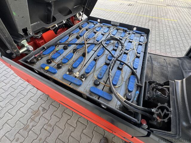 Electric - 4 wheels Linde E30/600HL--EK