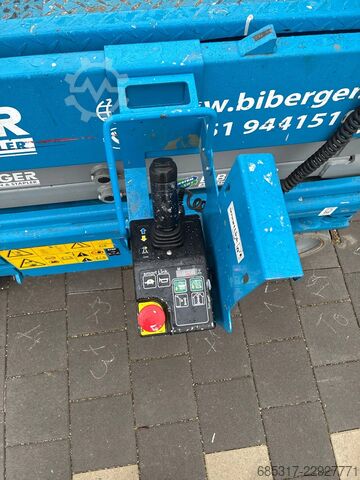 Scissor lift Genie GS 1432m