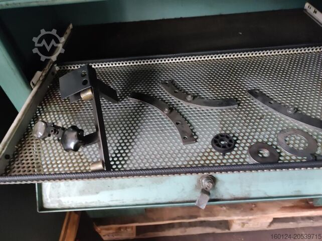 Sägeblattschärfmaschine AKE B4 Schärfmaschine