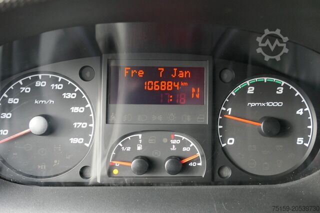 Transporter mit Koffer iveco Daily 35 S11 C30C AUTOMATIK KAMERA Regale LUFT DURCHGANG EURO-5 CoC