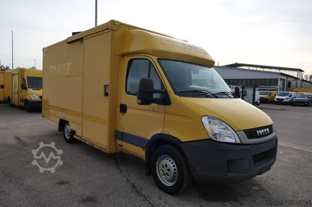 Transporter mit Koffer iveco Daily 35 S11 C30C AUTOMATIK KAMERA MAXI Regale DURCHGANG