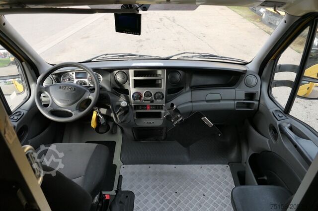 Transporter mit Koffer iveco Daily 35 S11 C30C AUTOMATIK KAMERA MAXI Regale DURCHGANG