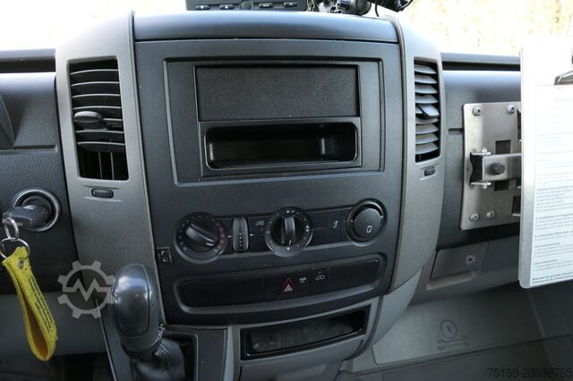 Transporter mit Koffer mercedes-benz SPRINTER 310 CDI MAXI EURO-5 KOFFER REGALE KAMERA DURCHGANG