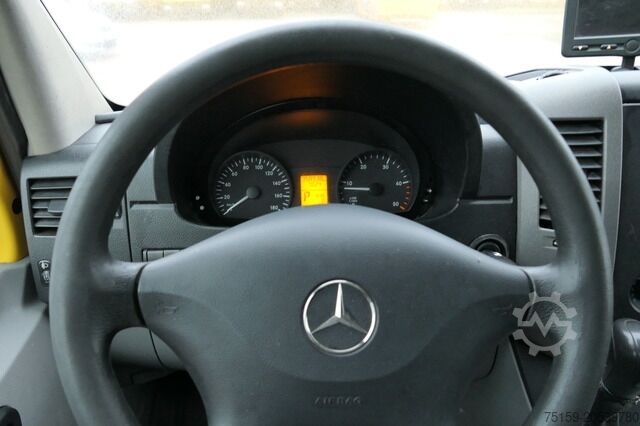 Transporter mit Koffer mercedes-benz SPRINTER 310 CDI MAXI EURO-5 KOFFER REGALE KAMERA DURCHGANG
