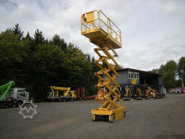 Arbeitsbühne GENIE GS 4047 Scherenarbeitsbühne Genie 14 m