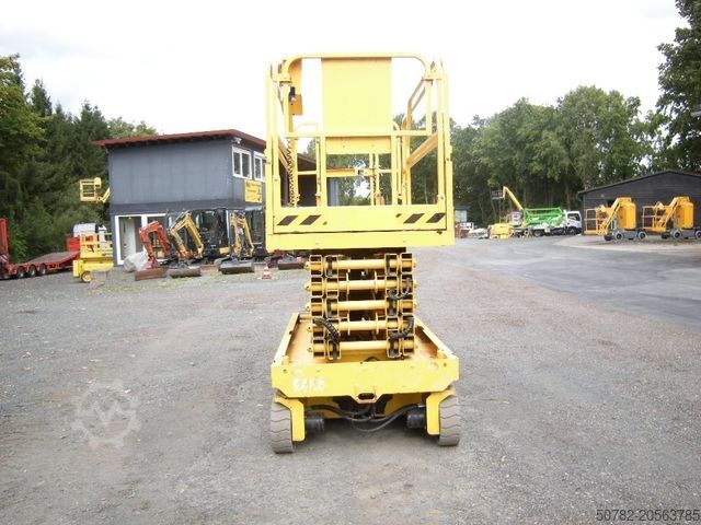 Arbeitsbühne GENIE GS 4047 Scherenarbeitsbühne Genie 14 m