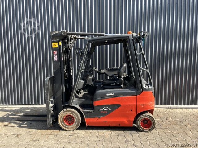 Elektro 4 Rad-Stapler Linde E25-01