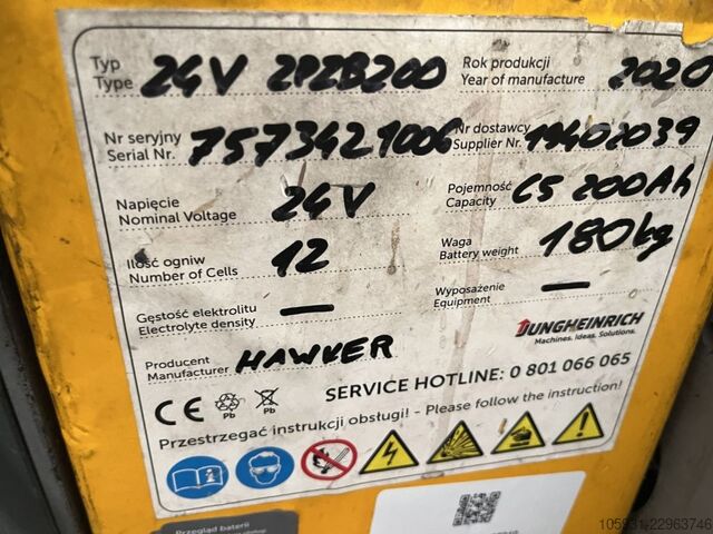 Schlepper Jungheinrich EZS130