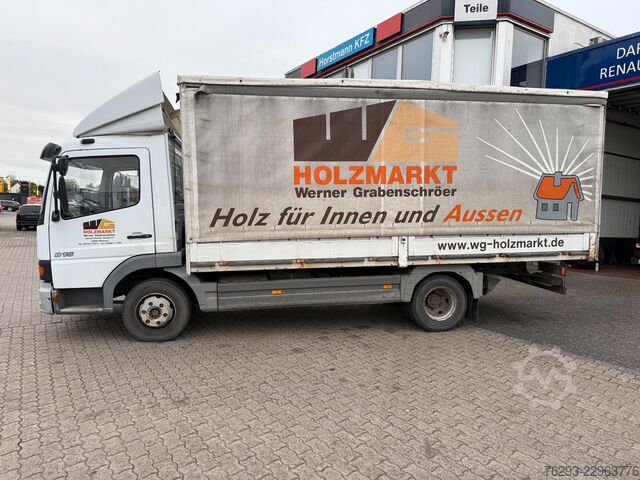 Curtain sider van MERCEDES-BENZ Atego
