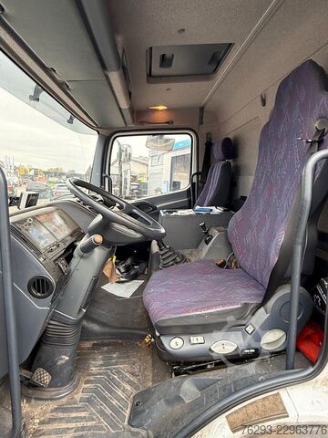 Curtain sider van MERCEDES-BENZ Atego
