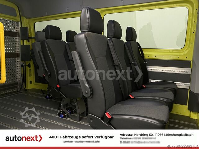 Kleinbus VW Crafter 35 Aut. *Rollstuhl-Rampe* 8-Sitze (5615)