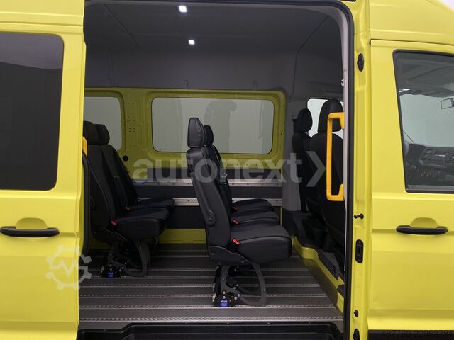 Kleinbus VW Crafter 35 Aut. *Rollstuhl-Rampe* 8-Sitze (5615)