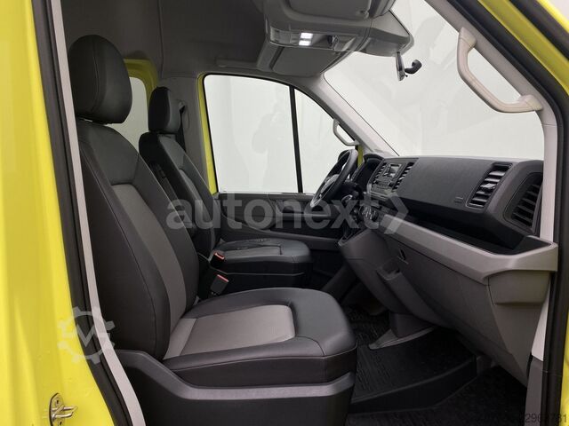 Kleinbus VW Crafter 35 Aut. *Rollstuhl-Rampe* 8-Sitze (5615)