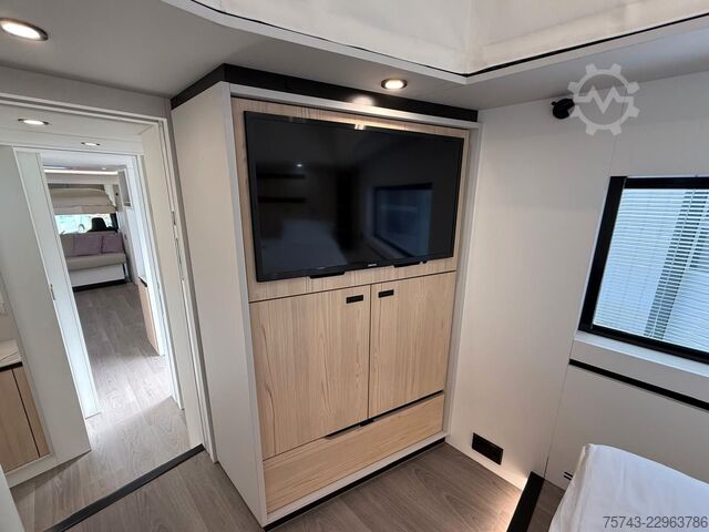 Wohnmobil SCANIA S500  STX MOTORHOME GARAGE