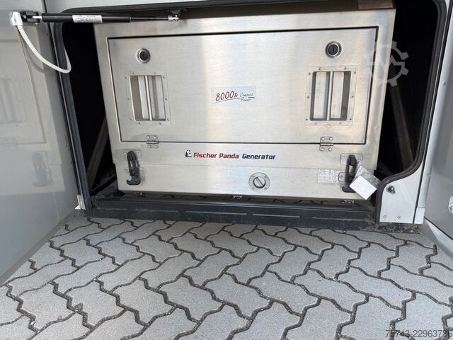 Wohnmobil SCANIA S500  STX MOTORHOME GARAGE