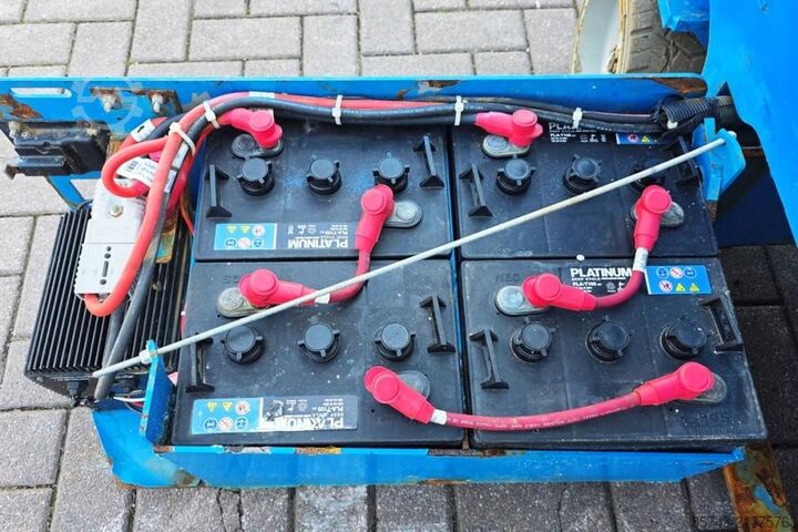 Scherenhebebühne Genie GS1932 Electric, Working Height 7.8 m, 227kg Capac