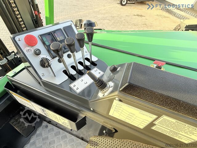 4-way forklift Combilift CB4000 GAS TRIPLEX 5200 POSITIONER