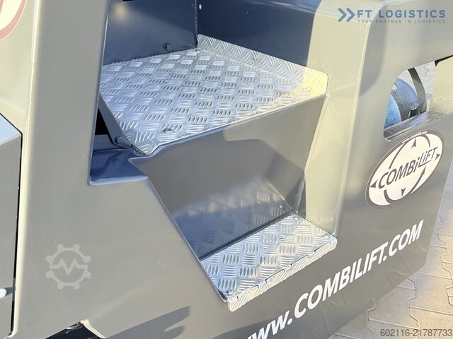 4-way forklift Combilift CB4000 GAS TRIPLEX 5200 POSITIONER