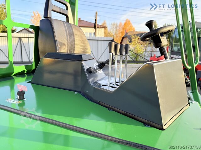 4-way forklift Combilift CB4000 GAS TRIPLEX 5200 POSITIONER