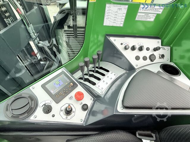 4-way forklift Combilift C4500 WIDE FORK POSITIONER DIESEL DUPLEX