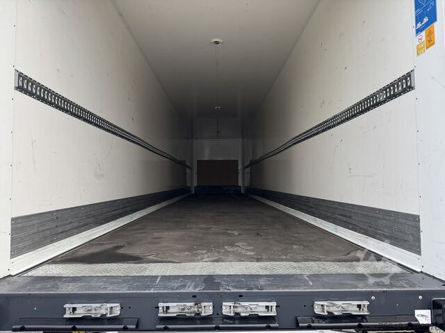 NS-3 dry freight box body, lift axle, SAF Wielton NS-3 Trockenfracht-Koffer, Liftachse, SA