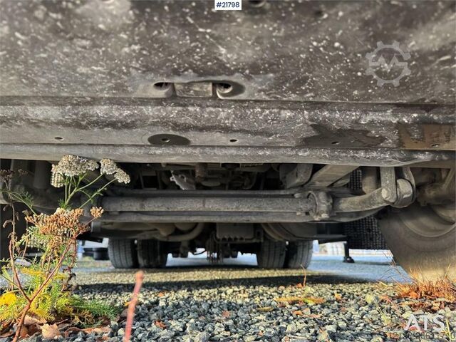 Standard tractor Scania R590 6x2 Tractor Unit with Walking Floor Hydraulic