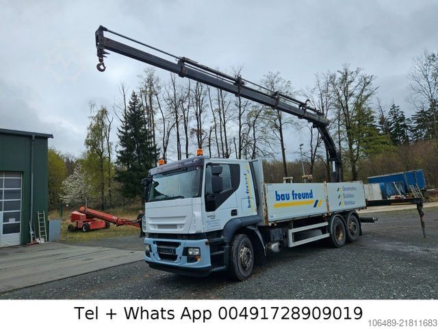 Flatbed truck IVECO AT 260S42Y 7PS Kran+FUNK Hiab 166 E-4H EEV