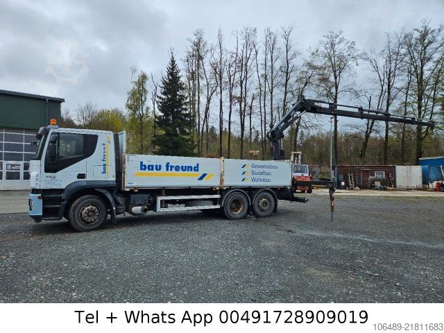 Flatbed truck IVECO AT 260S42Y 7PS Kran+FUNK Hiab 166 E-4H EEV
